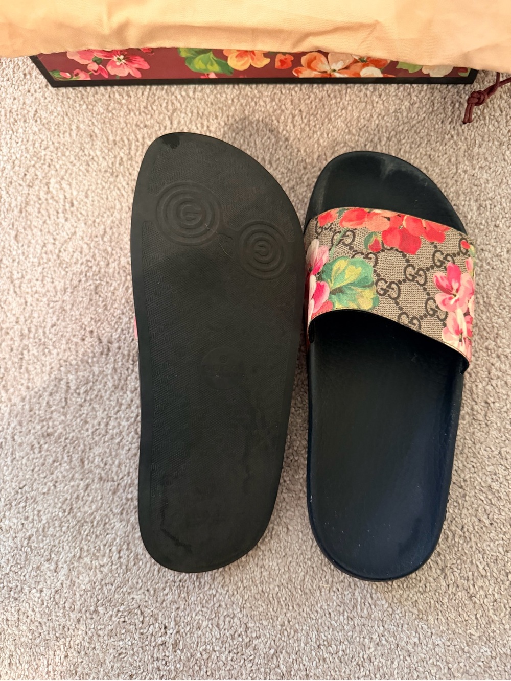 Gucci Bloom Slides – EU Size 38 US size 8 - Picture 3 of 9